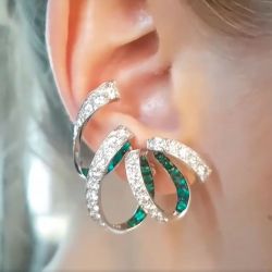 White & Green Swirl Ruban Design Earrings