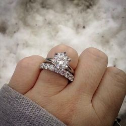 Solitaire Round Cut Bridal Set