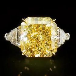 2.5 Ct Round Cut Yellow Tone Engagement Ring